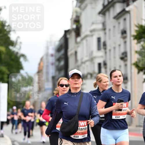14.06.2026 - REWE Women's Run Dr. Thomas Lammeyer http://msf.ph/oto/9784661 14.06.2026 10:54:06 Laufen 5414, 7, 6041, 7 meine-sportfotos.de