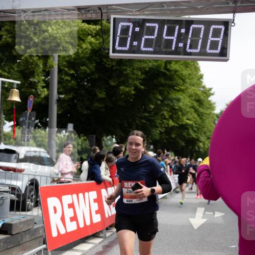 14.06.2026 - REWE Women's Run Michael Strokosch http://msf.ph/oto/9784687 14.06.2026 10:54:55 Laufen 0, 24, 08, 543 meine-sportfotos.de