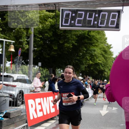 14.06.2026 - REWE Women's Run Michael Strokosch http://msf.ph/oto/9784693 14.06.2026 10:54:55 Laufen 0, 24, 08, 543 meine-sportfotos.de