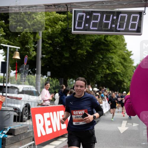 14.06.2026 - REWE Women's Run Michael Strokosch http://msf.ph/oto/9784694 14.06.2026 10:54:55 Laufen 0, 24, 08, 5434 meine-sportfotos.de