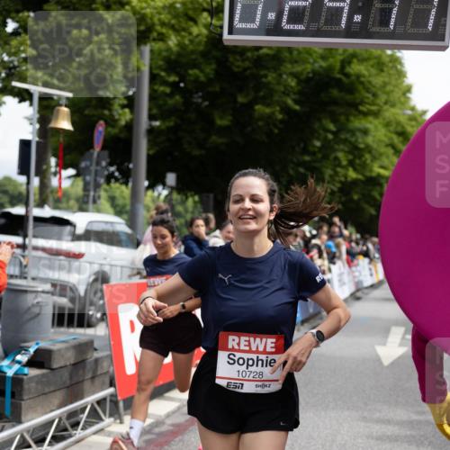 14.06.2026 - REWE Women's Run Michael Strokosch http://msf.ph/oto/9784709 14.06.2026 10:54:58 Laufen 10728 meine-sportfotos.de