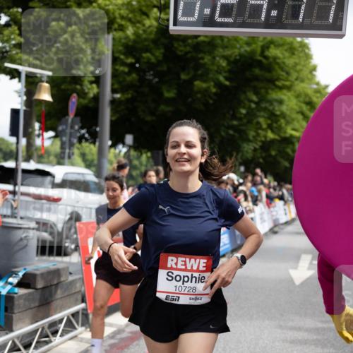 14.06.2026 - REWE Women's Run Michael Strokosch http://msf.ph/oto/9784711 14.06.2026 10:54:58 Laufen 10728 meine-sportfotos.de