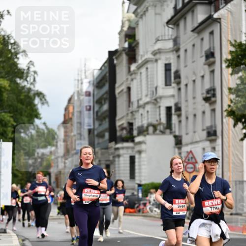 14.06.2026 - REWE Women's Run Dr. Thomas Lammeyer http://msf.ph/oto/9784729 14.06.2026 10:54:10 Laufen 7, 5534, 5535, 80 meine-sportfotos.de