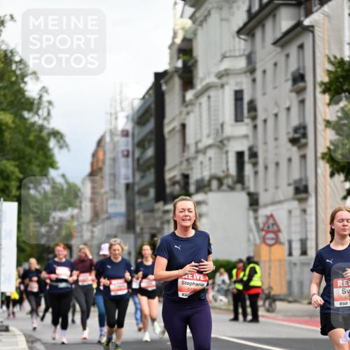 14.06.2026 - REWE Women's Run Dr. Thomas Lammeyer http://msf.ph/oto/9784741 14.06.2026 10:54:11 Laufen 665, 5534, 55, 57 meine-sportfotos.de