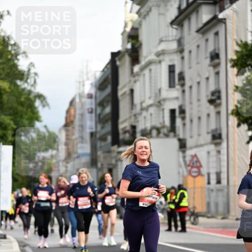 14.06.2026 - REWE Women's Run Dr. Thomas Lammeyer http://msf.ph/oto/9784744 14.06.2026 10:54:11 Laufen 7, 5534 meine-sportfotos.de
