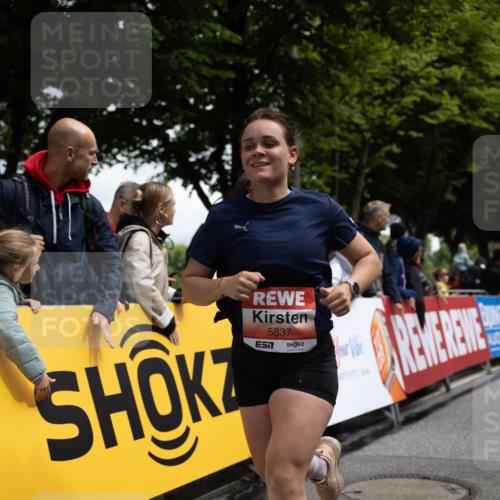 14.06.2026 - REWE Women's Run Michael Strokosch http://msf.ph/oto/9784747 14.06.2026 10:55:29 Laufen 5837 meine-sportfotos.de