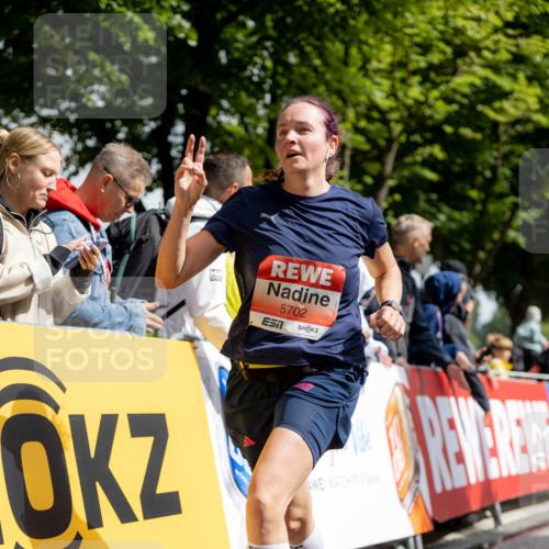 14.06.2026 - REWE Women's Run Michael Strokosch http://msf.ph/oto/9784764 14.06.2026 10:55:44 Laufen 5702 meine-sportfotos.de