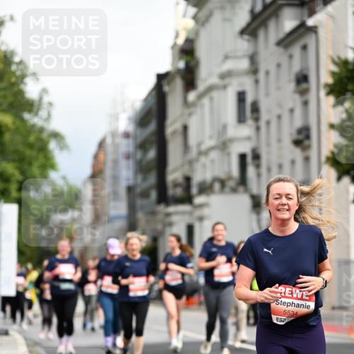 14.06.2026 - REWE Women's Run Dr. Thomas Lammeyer http://msf.ph/oto/9784765 14.06.2026 10:54:12 Laufen 5534 meine-sportfotos.de