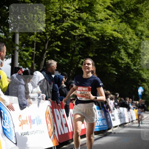 14.06.2026 - REWE Women's Run Michael Strokosch http://msf.ph/oto/9784771 14.06.2026 10:55:46 Laufen 5, 530 meine-sportfotos.de
