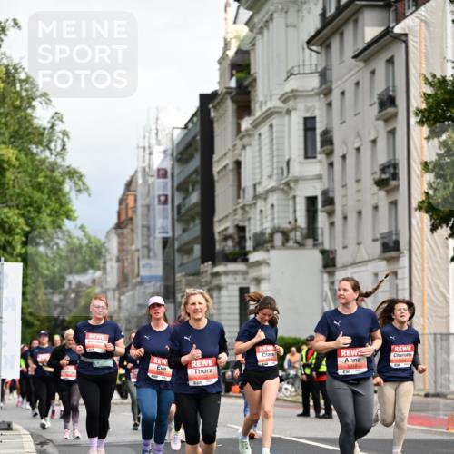 14.06.2026 - REWE Women's Run Dr. Thomas Lammeyer http://msf.ph/oto/9784783 14.06.2026 10:54:14 Laufen 65, 6012 meine-sportfotos.de