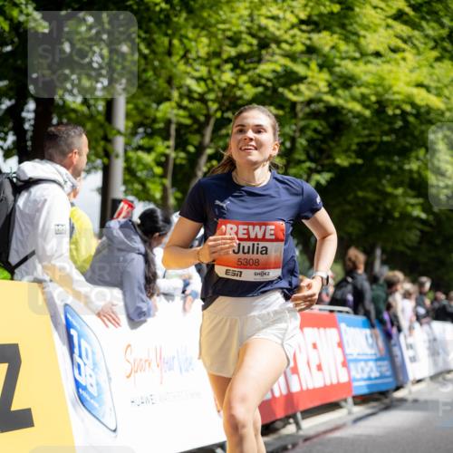 14.06.2026 - REWE Women's Run Michael Strokosch http://msf.ph/oto/9784786 14.06.2026 10:55:47 Laufen 5308, 51 meine-sportfotos.de