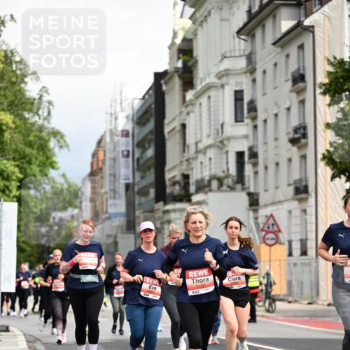14.06.2026 - REWE Women's Run Dr. Thomas Lammeyer http://msf.ph/oto/9784803 14.06.2026 10:54:15 Laufen 5232, 51, 5368 meine-sportfotos.de