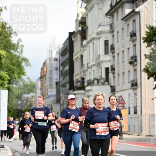 14.06.2026 - REWE Women's Run Dr. Thomas Lammeyer http://msf.ph/oto/9784809 14.06.2026 10:54:15 Laufen 5369, 5232, 57 meine-sportfotos.de