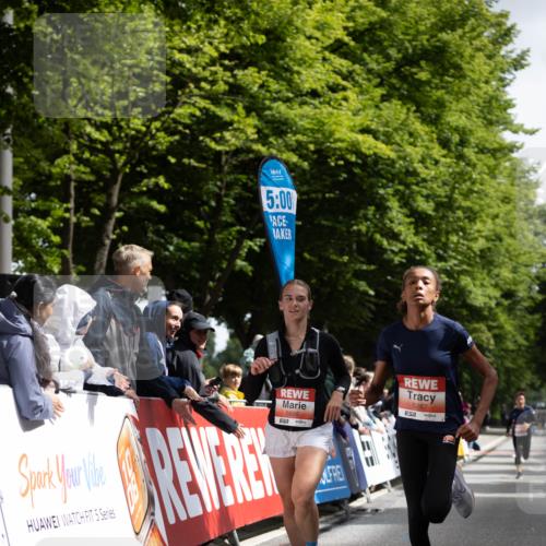 14.06.2026 - REWE Women's Run Michael Strokosch http://msf.ph/oto/9784810 14.06.2026 10:55:51 Laufen 5, 00, 5, 5695, 5287 meine-sportfotos.de