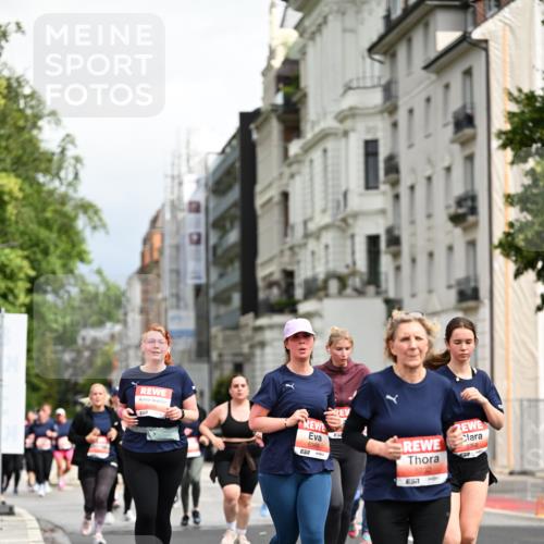 14.06.2026 - REWE Women's Run Dr. Thomas Lammeyer http://msf.ph/oto/9784820 14.06.2026 10:54:16 Laufen 7, 5369, 5232, 57, 5368 meine-sportfotos.de