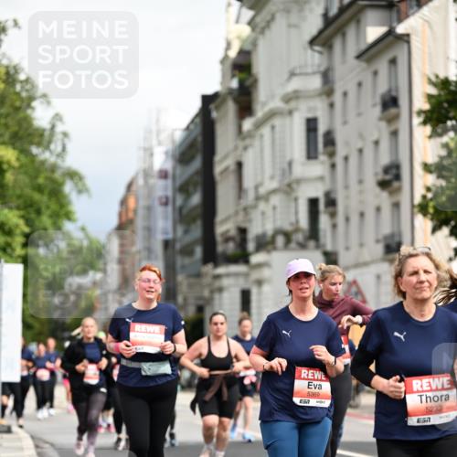 14.06.2026 - REWE Women's Run Dr. Thomas Lammeyer http://msf.ph/oto/9784832 14.06.2026 10:54:17 Laufen 5369, 5232, 57 meine-sportfotos.de