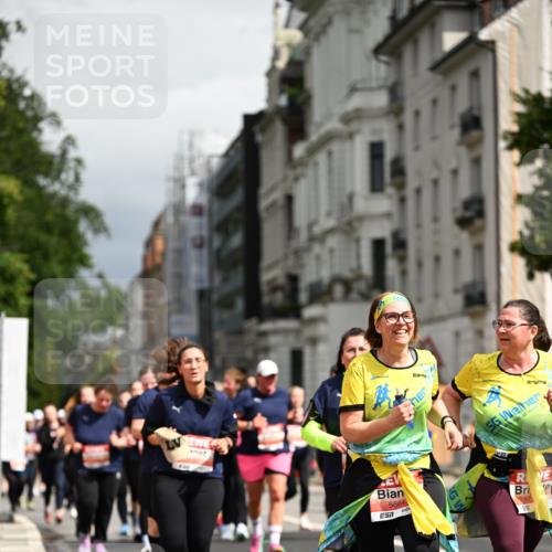 14.06.2026 - REWE Women's Run Dr. Thomas Lammeyer http://msf.ph/oto/9784912 14.06.2026 10:54:26 Laufen 5664, 57, 55 meine-sportfotos.de