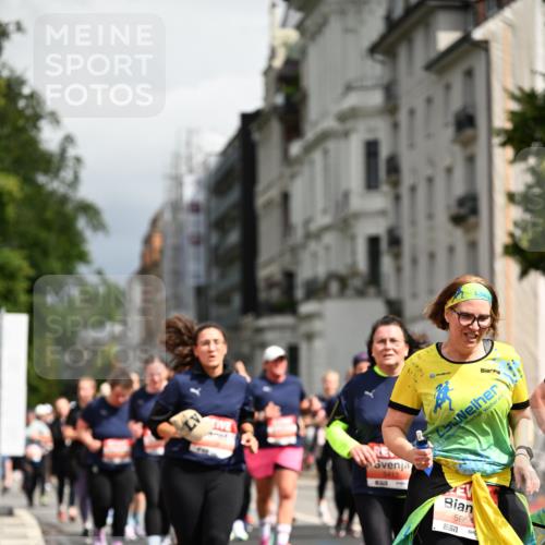 14.06.2026 - REWE Women's Run Dr. Thomas Lammeyer http://msf.ph/oto/9784918 14.06.2026 10:54:27 Laufen 5411, 653, 5664 meine-sportfotos.de