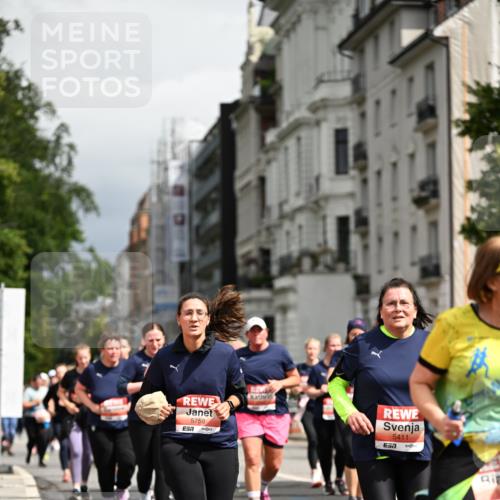 14.06.2026 - REWE Women's Run Dr. Thomas Lammeyer http://msf.ph/oto/9784921 14.06.2026 10:54:27 Laufen 5758, 57, 5411, 7 meine-sportfotos.de