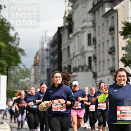 14.06.2026 - REWE Women's Run Dr. Thomas Lammeyer http://msf.ph/oto/9784927 14.06.2026 10:54:28 Laufen 5758, 5411 meine-sportfotos.de