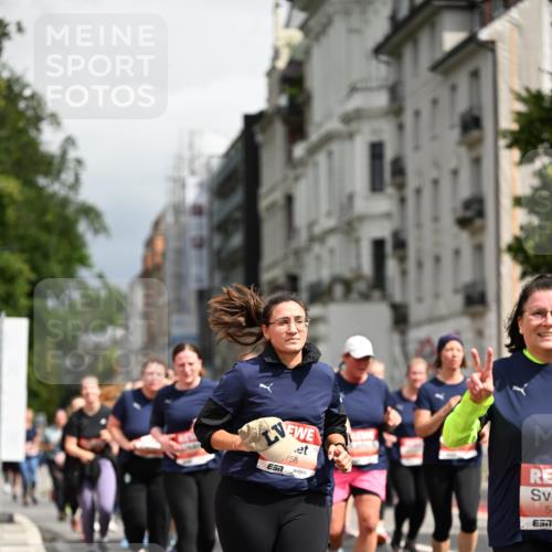 14.06.2026 - REWE Women's Run Dr. Thomas Lammeyer http://msf.ph/oto/9784931 14.06.2026 10:54:28 Laufen 7, 158, 54 meine-sportfotos.de