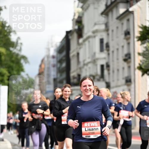 14.06.2026 - REWE Women's Run Dr. Thomas Lammeyer http://msf.ph/oto/9784956 14.06.2026 10:54:31 Laufen 5168 meine-sportfotos.de