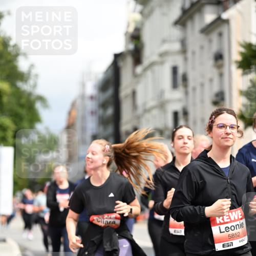 14.06.2026 - REWE Women's Run Dr. Thomas Lammeyer http://msf.ph/oto/9784978 14.06.2026 10:54:34 Laufen 2, 5852, 7 meine-sportfotos.de