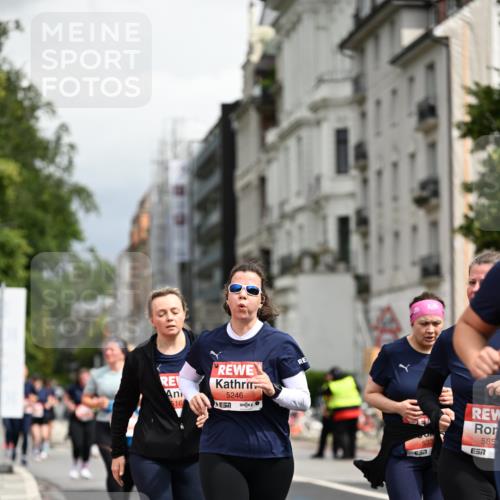 14.06.2026 - REWE Women's Run Dr. Thomas Lammeyer http://msf.ph/oto/9784994 14.06.2026 10:54:36 Laufen 516, 5246, 551, 585, 57 meine-sportfotos.de
