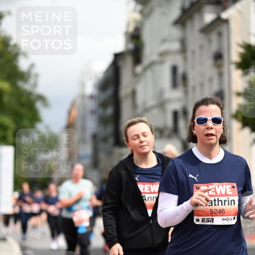 14.06.2026 - REWE Women's Run Dr. Thomas Lammeyer http://msf.ph/oto/9785009 14.06.2026 10:54:38 Laufen 516, 5246 meine-sportfotos.de