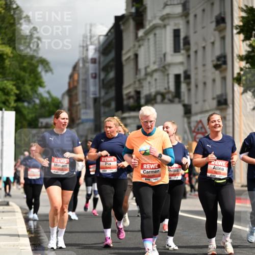 14.06.2026 - REWE Women's Run Dr. Thomas Lammeyer http://msf.ph/oto/9785103 14.06.2026 10:54:52 Laufen 37, 5544, 5600, 5543, 5825 meine-sportfotos.de