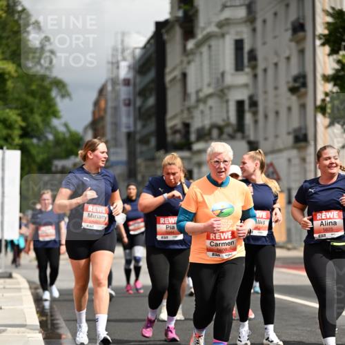 14.06.2026 - REWE Women's Run Dr. Thomas Lammeyer http://msf.ph/oto/9785108 14.06.2026 10:54:53 Laufen 5, 5544, 5600, 5825, 57 meine-sportfotos.de