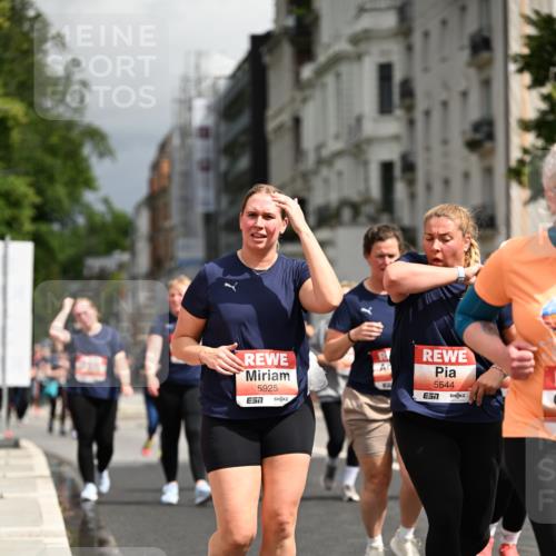 14.06.2026 - REWE Women's Run Dr. Thomas Lammeyer http://msf.ph/oto/9785123 14.06.2026 10:54:54 Laufen 5925, 5544, 7 meine-sportfotos.de