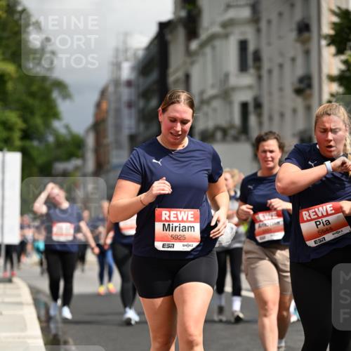 14.06.2026 - REWE Women's Run Dr. Thomas Lammeyer http://msf.ph/oto/9785128 14.06.2026 10:54:55 Laufen 5925, 5544 meine-sportfotos.de