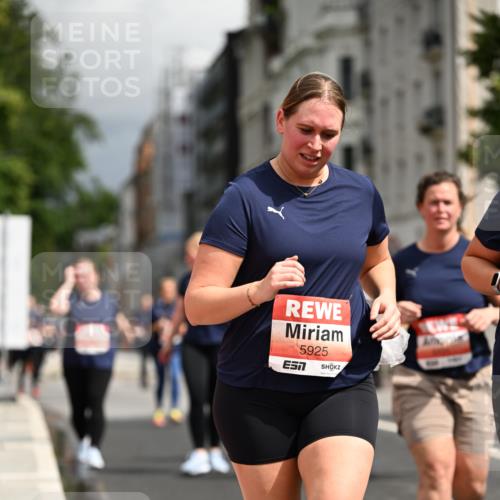 14.06.2026 - REWE Women's Run Dr. Thomas Lammeyer http://msf.ph/oto/9785136 14.06.2026 10:54:56 Laufen 5925 meine-sportfotos.de