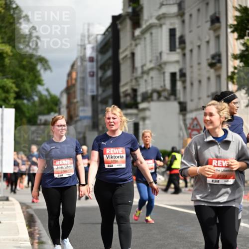 14.06.2026 - REWE Women's Run Dr. Thomas Lammeyer http://msf.ph/oto/9785157 14.06.2026 10:54:58 Laufen 7, 5787, 5788, 57, 5129, 571 meine-sportfotos.de