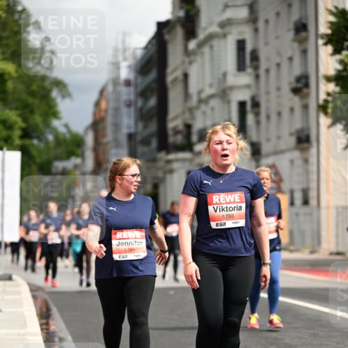 14.06.2026 - REWE Women's Run Dr. Thomas Lammeyer http://msf.ph/oto/9785161 14.06.2026 10:55:00 Laufen 578, 5788, 7 meine-sportfotos.de