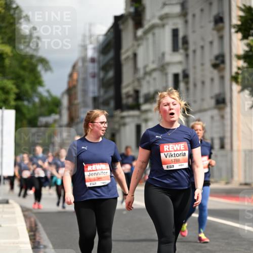 14.06.2026 - REWE Women's Run Dr. Thomas Lammeyer http://msf.ph/oto/9785162 14.06.2026 10:55:00 Laufen 7, 787, 5788, 57 meine-sportfotos.de