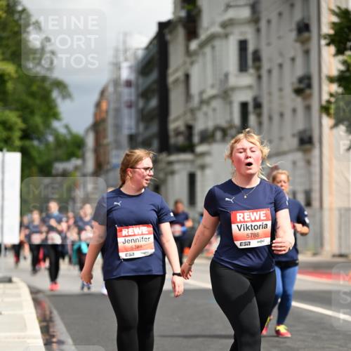 14.06.2026 - REWE Women's Run Dr. Thomas Lammeyer http://msf.ph/oto/9785163 14.06.2026 10:55:00 Laufen 5787, 5788, 7 meine-sportfotos.de