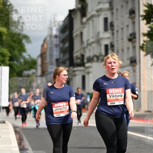 14.06.2026 - REWE Women's Run Dr. Thomas Lammeyer http://msf.ph/oto/9785164 14.06.2026 10:55:00 Laufen 5787, 7, 5788, 57 meine-sportfotos.de