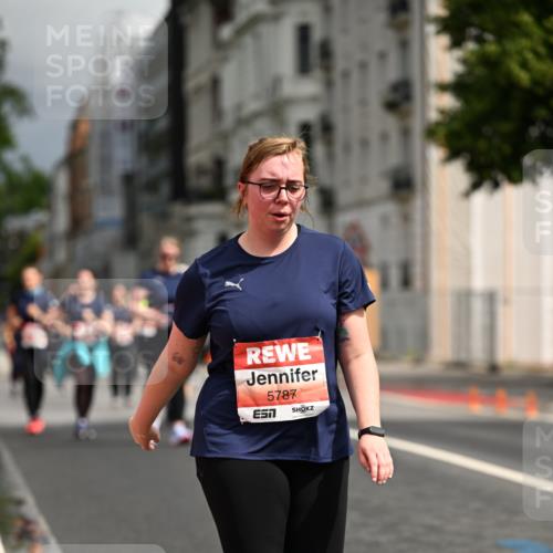 14.06.2026 - REWE Women's Run Dr. Thomas Lammeyer http://msf.ph/oto/9785169 14.06.2026 10:55:02 Laufen 5787 meine-sportfotos.de