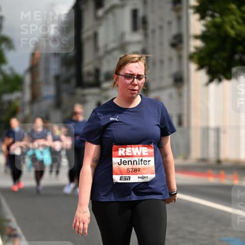 14.06.2026 - REWE Women's Run Dr. Thomas Lammeyer http://msf.ph/oto/9785171 14.06.2026 10:55:02 Laufen 5787 meine-sportfotos.de