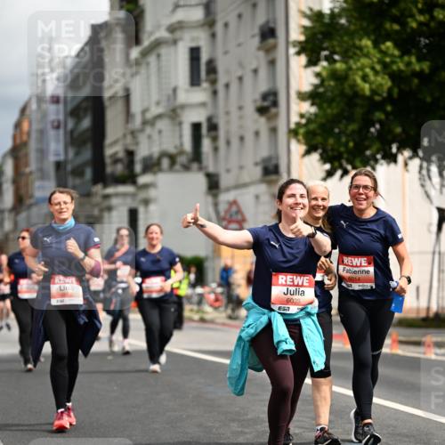 14.06.2026 - REWE Women's Run Dr. Thomas Lammeyer http://msf.ph/oto/9785202 14.06.2026 10:55:08 Laufen 6039, 6014 meine-sportfotos.de