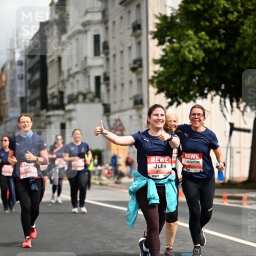 14.06.2026 - REWE Women's Run Dr. Thomas Lammeyer http://msf.ph/oto/9785203 14.06.2026 10:55:08 Laufen 6039, 6014 meine-sportfotos.de