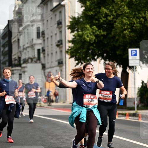 14.06.2026 - REWE Women's Run Dr. Thomas Lammeyer http://msf.ph/oto/9785207 14.06.2026 10:55:08 Laufen 6039, 6014 meine-sportfotos.de