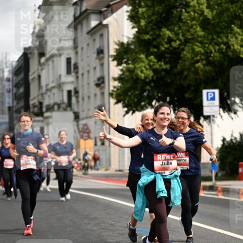 14.06.2026 - REWE Women's Run Dr. Thomas Lammeyer http://msf.ph/oto/9785210 14.06.2026 10:55:09 Laufen 6039, 7, 014 meine-sportfotos.de