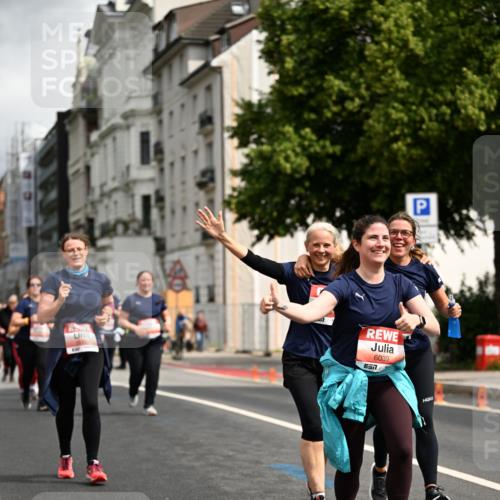14.06.2026 - REWE Women's Run Dr. Thomas Lammeyer http://msf.ph/oto/9785212 14.06.2026 10:55:09 Laufen 6039 meine-sportfotos.de