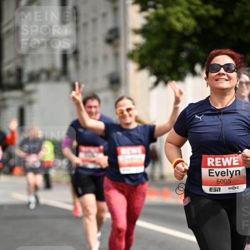 14.06.2026 - REWE Women's Run Dr. Thomas Lammeyer http://msf.ph/oto/9785250 14.06.2026 10:55:14 Laufen 5005 meine-sportfotos.de