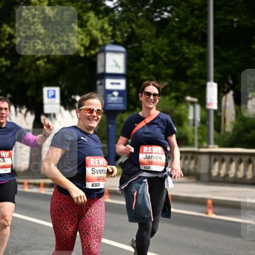 14.06.2026 - REWE Women's Run Dr. Thomas Lammeyer http://msf.ph/oto/9785263 14.06.2026 10:55:16 Laufen 5854, 5406, 57 meine-sportfotos.de