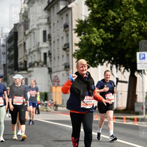 14.06.2026 - REWE Women's Run Dr. Thomas Lammeyer http://msf.ph/oto/9785282 14.06.2026 10:55:19 Laufen 5974 meine-sportfotos.de