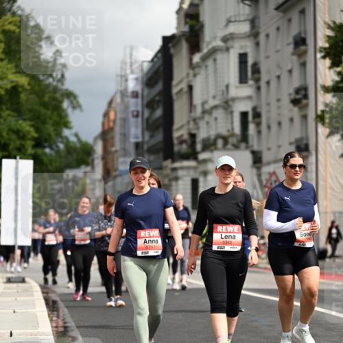 14.06.2026 - REWE Women's Run Dr. Thomas Lammeyer http://msf.ph/oto/9785290 14.06.2026 10:55:21 Laufen 5717, 57, 5342, 7, 57 meine-sportfotos.de